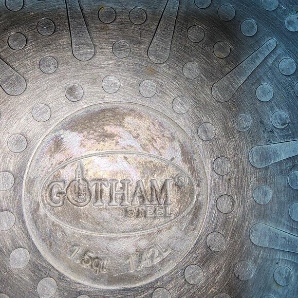 GOTHAM HAMMERED COPPER 1.5 QT SAUCE PAN - Picture 5 of 6